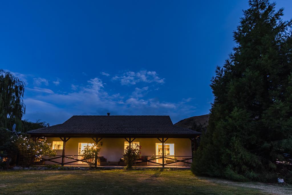 Cardrona Cottage Arrowtown Exterior photo